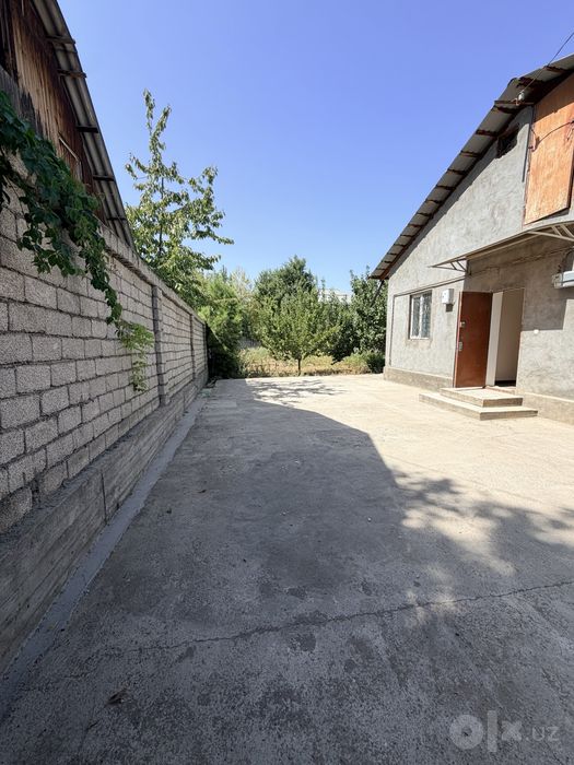 Srochna dacha sotiladi 5 sotuk