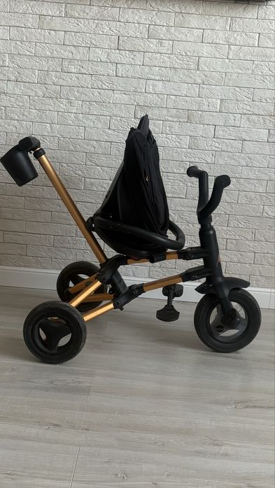 Трехколесный велосипед- коляска