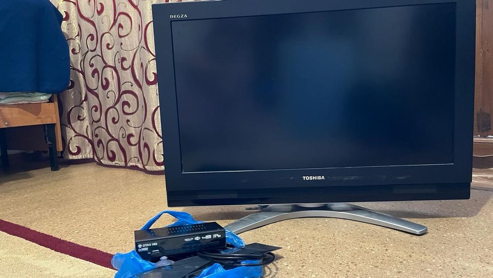 Продам телевизор б/у Toshiba