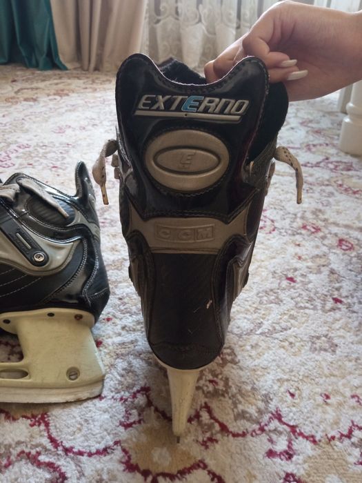 Зимние коньки для катка