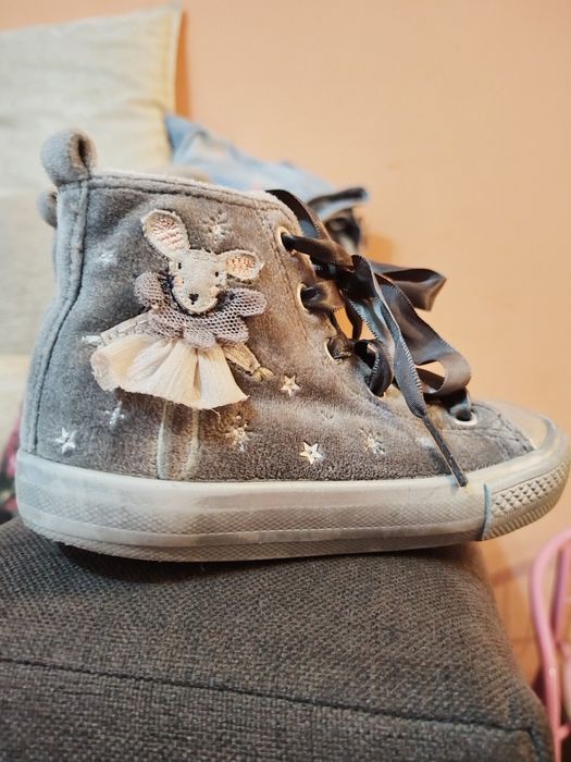 Кецове Next 24 .