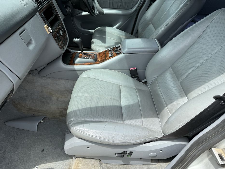 На части МЛ320 ML320 ролбар степенки сив кожен салон Мерцедес Mercedes