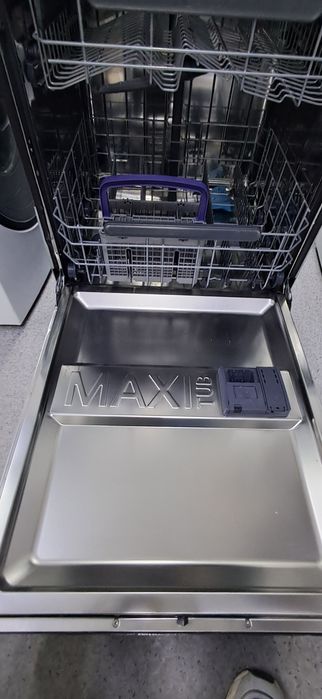 Masina de vase Candy 16 seturi Import Germania Garanție DB61