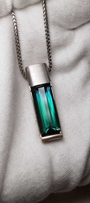 Изключително Колие с Афгански Индиколит Турмалин в 18К златен обков!