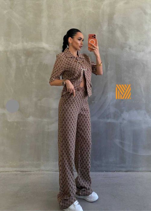 Compleu dama elegant