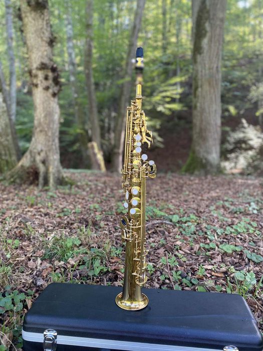 Vând saxofon sopran parott