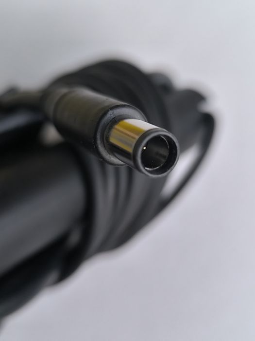 Зарядно за лаптоп Dell 65W, 70W и Acer 40W