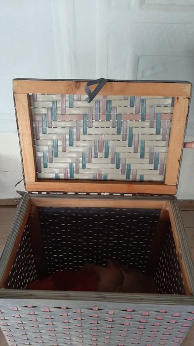 Продаю корзину  для белья