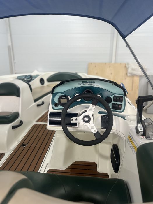 Катер SeaDoo с мотором Yamaha 150