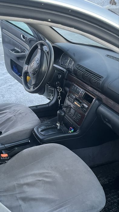Ауди А4 1996 года 2.8 куатро