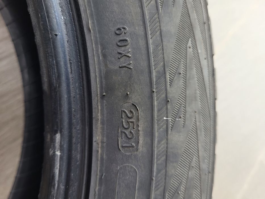 Vand 4 anvelope Nokian 225.55.R19