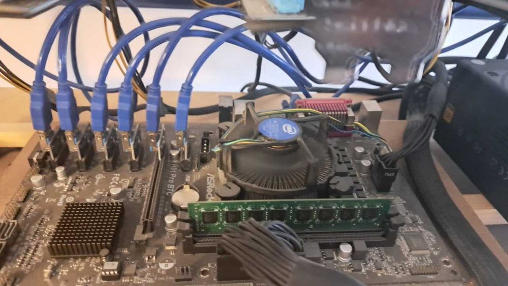 Mining rig 6x  Sapphire Radeon Nitro+ RX580 8GB