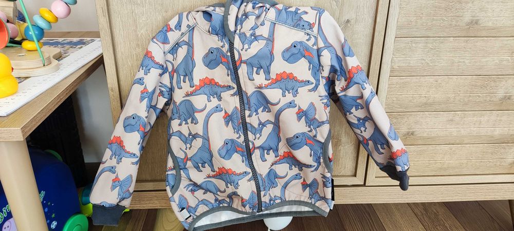 Софтшел водоустойчиво яке с динозаври размер 86/92 см