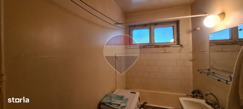 Vanzare apartament 3 camere în zona Ferdinand-Obor, etaj 4