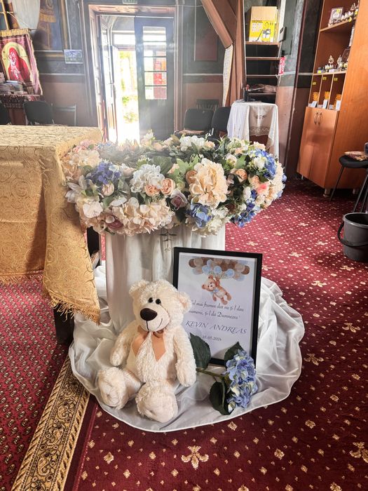 Aranjament baloane/ cristelnita  - botez, aniversari, petreceri priv