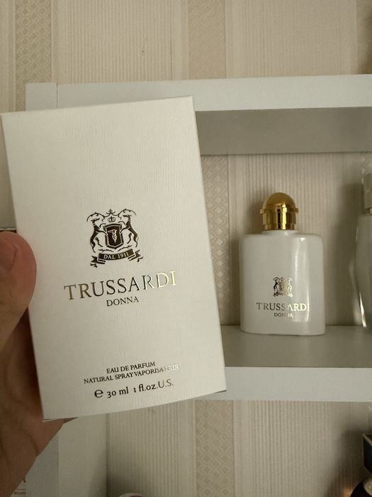 Trussardi Donna парфюм продам