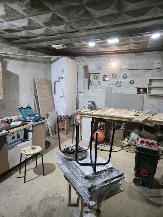 Продам гараж район плазы ГЭК дизель