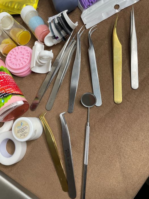 Продам все для наращивания ресниц