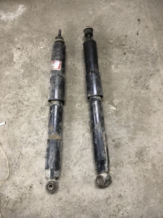 Продам Стойки от естимы