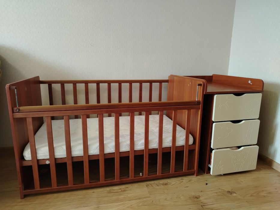 Продам детскую кровать