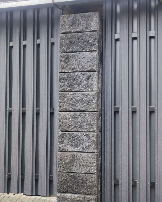 Строим заборы из евроштакетника