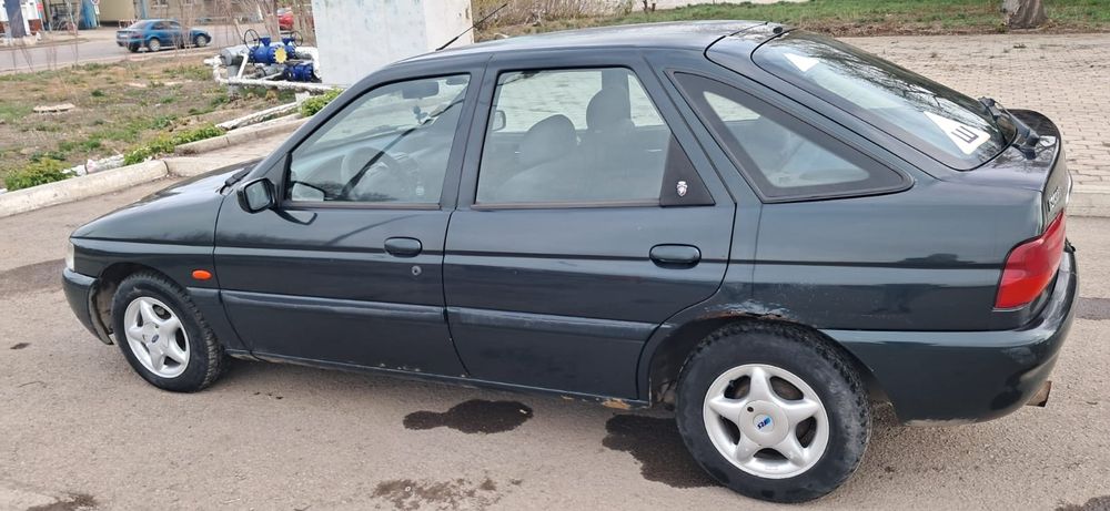 Продам Форд Эскорд