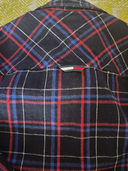 Cămașă Tommy jeans,  mărimea M,  stare excelentă,  preț 120 roni