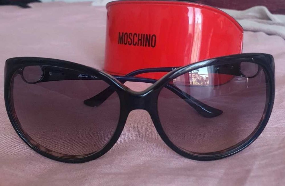 Superbi Ochelari de Soare Moschino cat eye