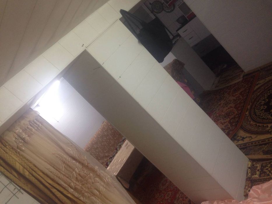 Ховли сотилади  аркни орка томони