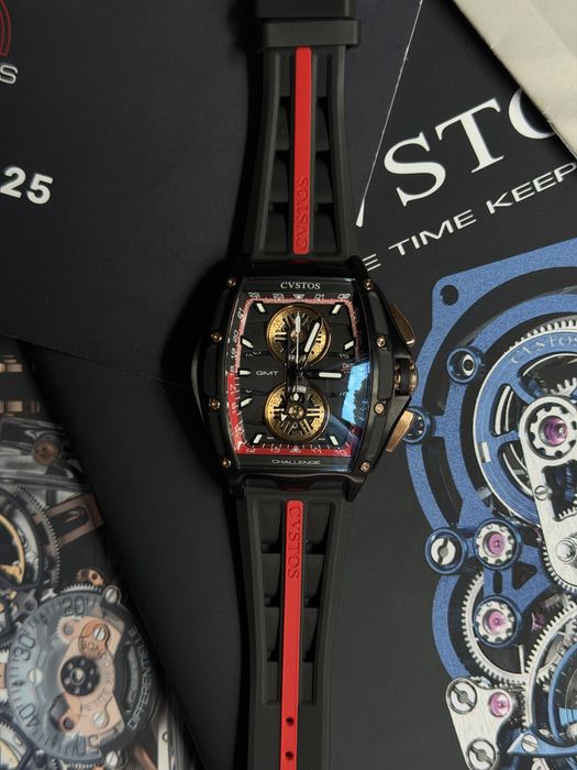 Cvstos Challenge Chrono GMT Black Steel / Red Dial – Limited Edition – 45mm – 2026 – Пълен комплект