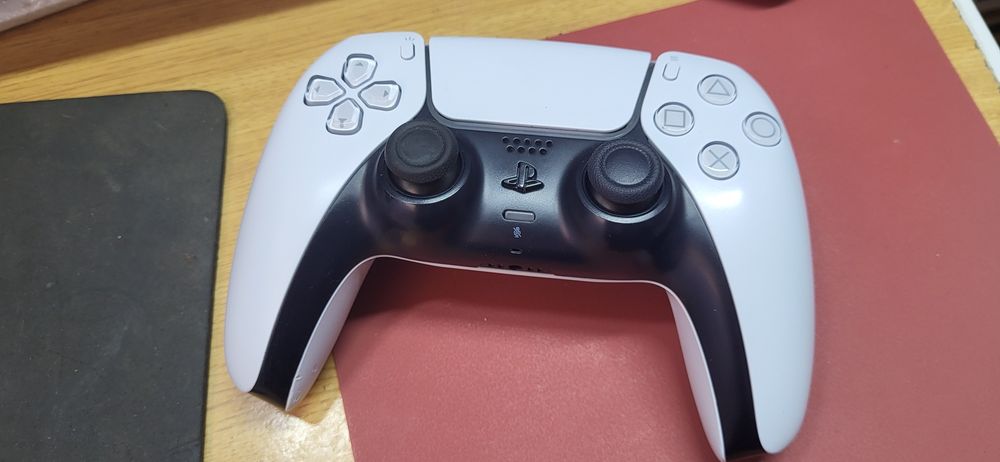 Controller ps5 pentru piese