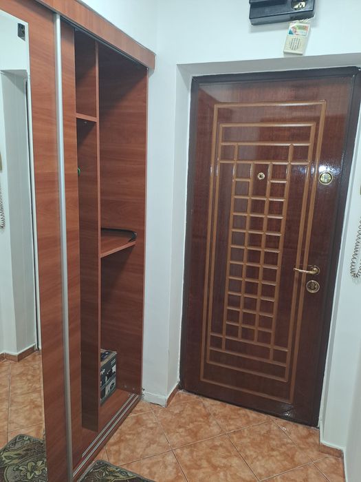 Inchiriere garsoniiera -  Megamall