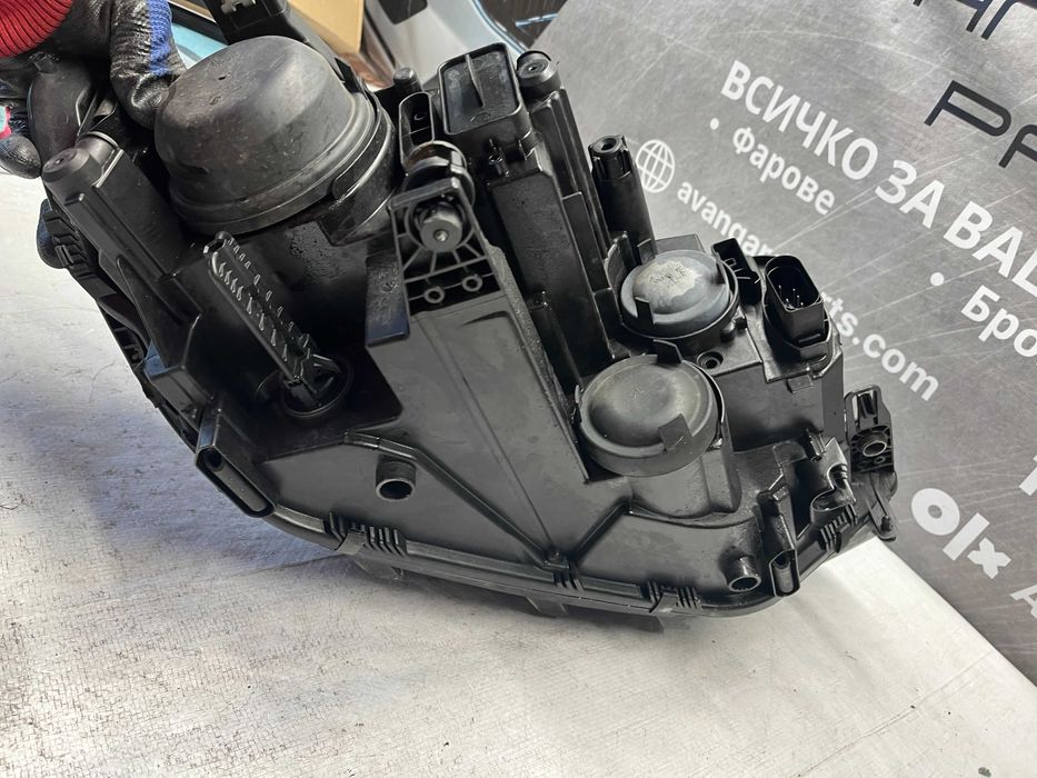 Фар Volkswagen Touran 15-