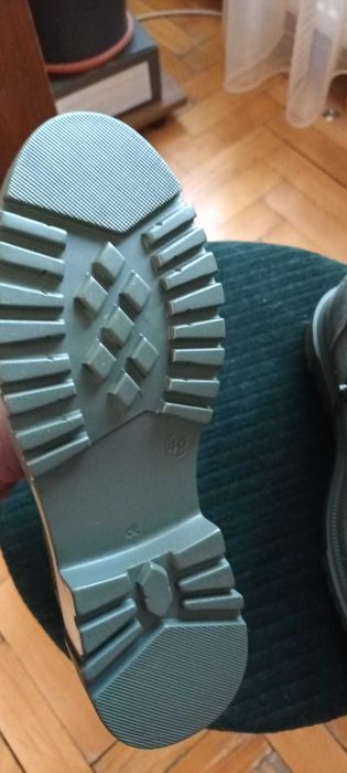 Ghete kaki, piele, noi, pentru dama