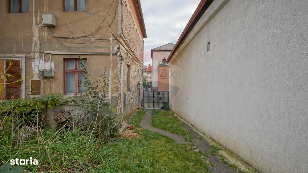 Clădire pt clinică stomatologică 10 camere, S + P + E, teren 282 mp - Vedere 3