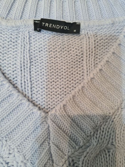 Pulovere  dama mar M ca nou la 70 lei Timișoara