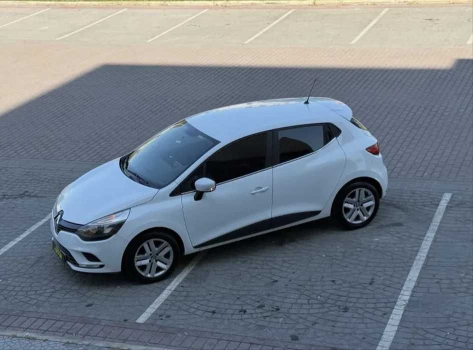Rent a car / inchireri auto / inchiriez masina