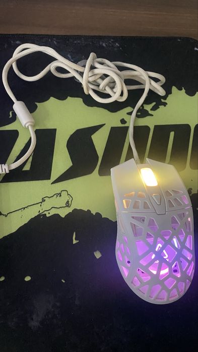 Игровая мышь Canyon