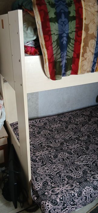 Отдам даром 2 ярусный кровать