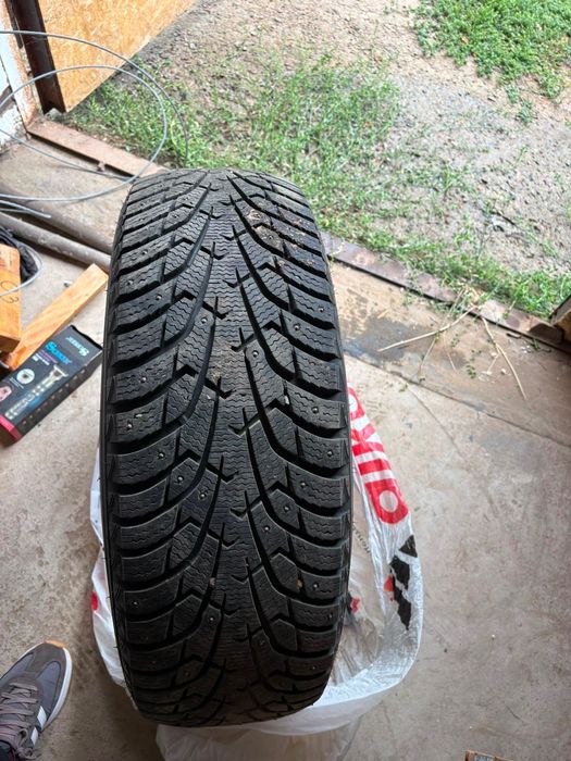 Продам шины Maxxis 18