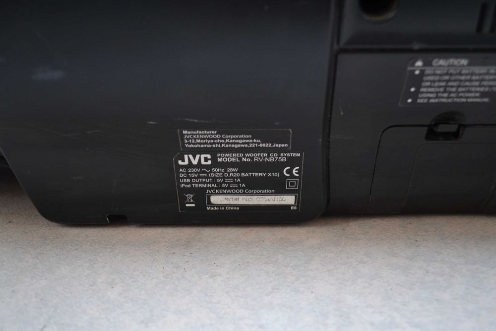 BoomBox Jvc RV NB 75 B Defect