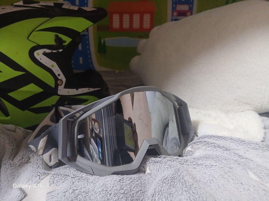 Мото шлем детям СРОЧНО