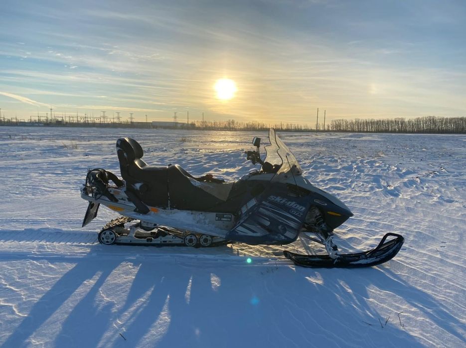 Продам снегоход.