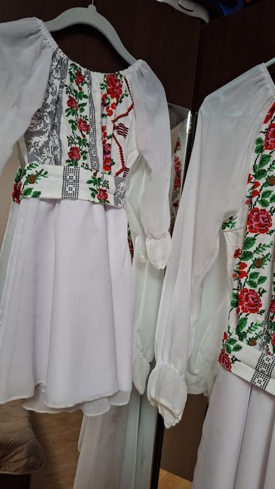 Официална рокля с шевици за момиче на 3 години