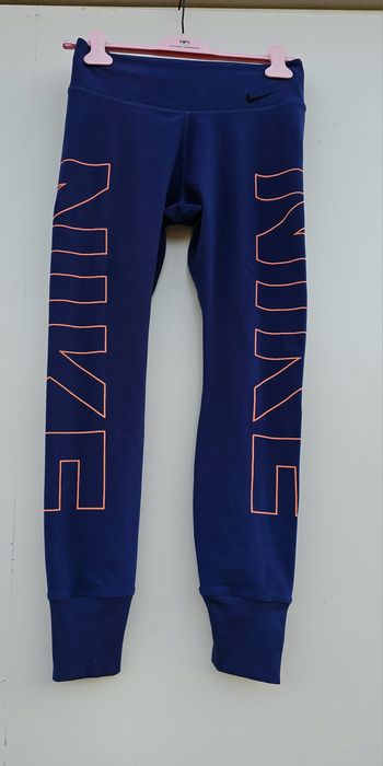 Nike оригинален дамски клин М размер