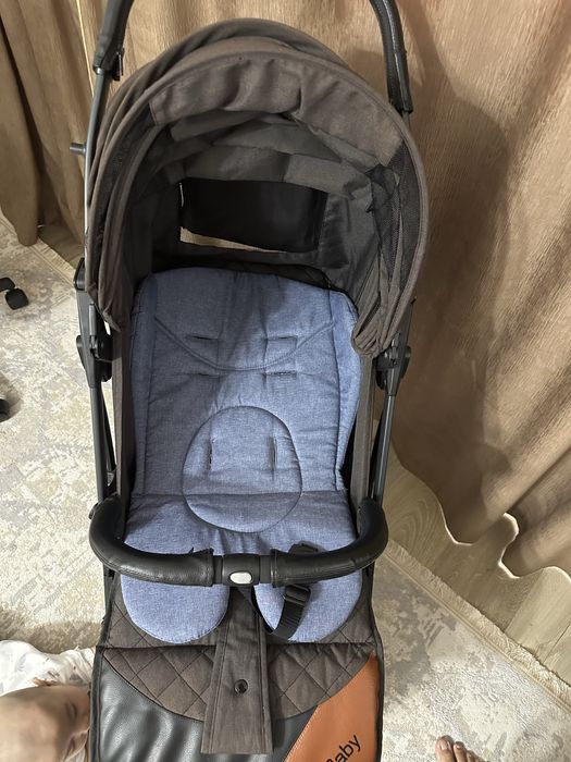 Коляска детская (легко собирается)