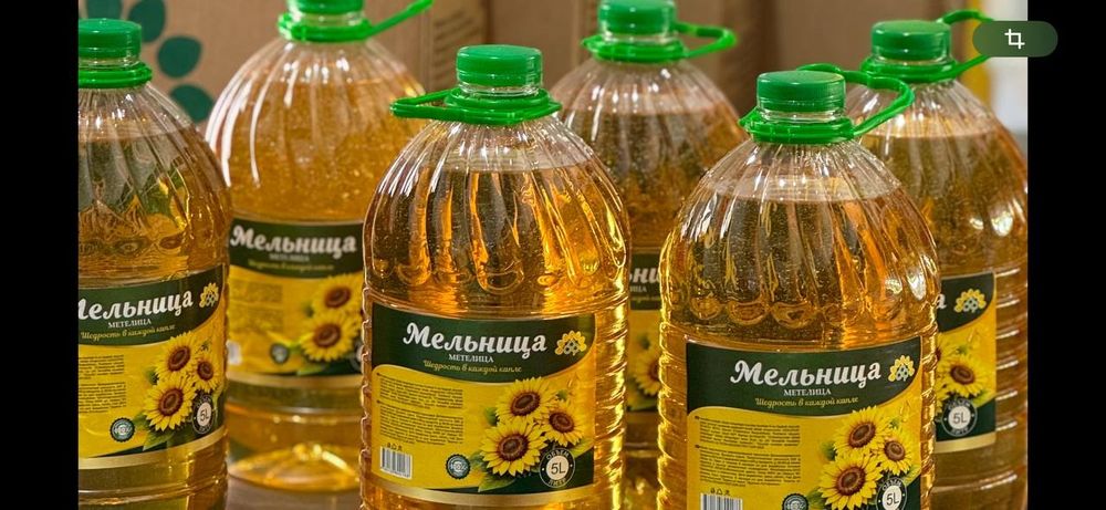 Масло подсолнечное 4.6 и 5 литровые