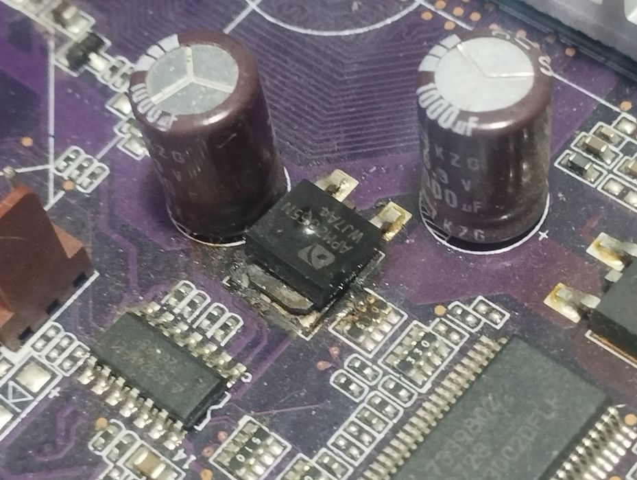 Материнская плата