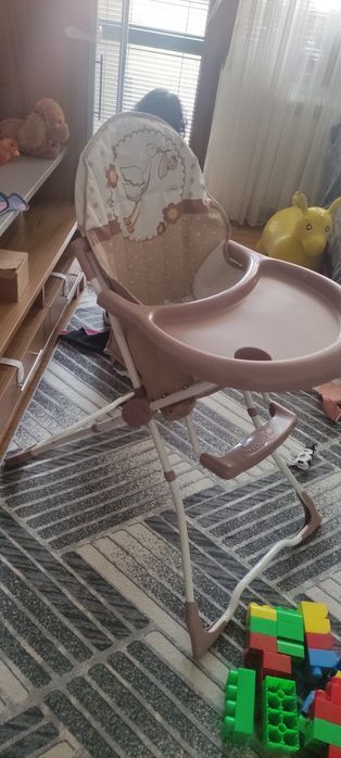 Стол за хранене с масичка