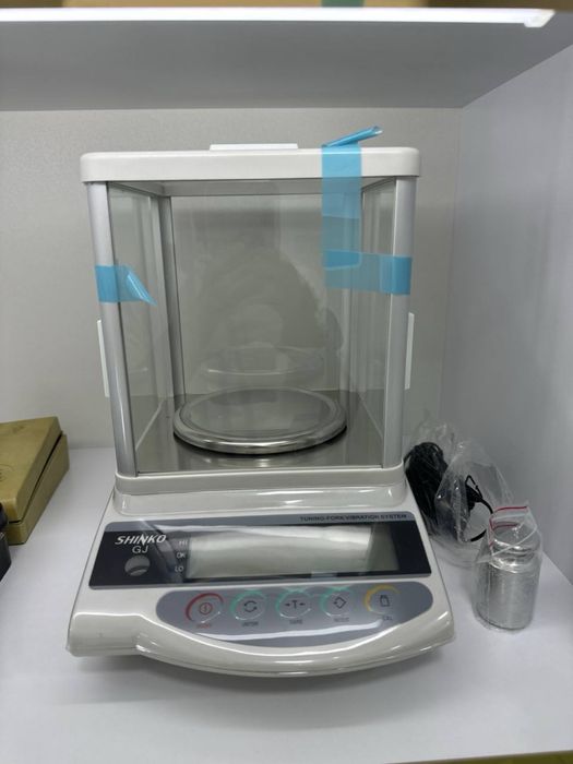 Tarozi 0.001 Yaponskiy Labaratorniy